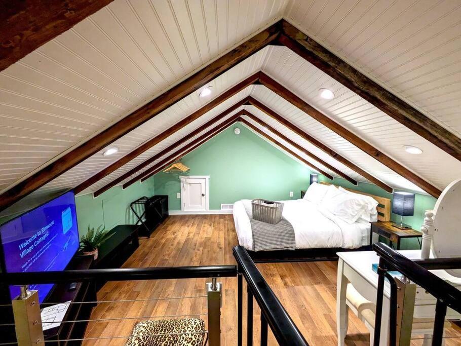 Walkable Elmwood Cottage, No Chores 4Bath 4Br 4Car Buffalo Kültér fotó